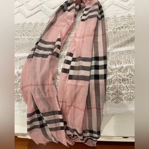 Giant Check Gauze Scarf